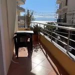 Διαμέρισμα Modern Beachfront