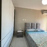 Διαμέρισμα Modern Beachfront *
