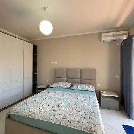 Διαμέρισμα Modern Beachfront *
