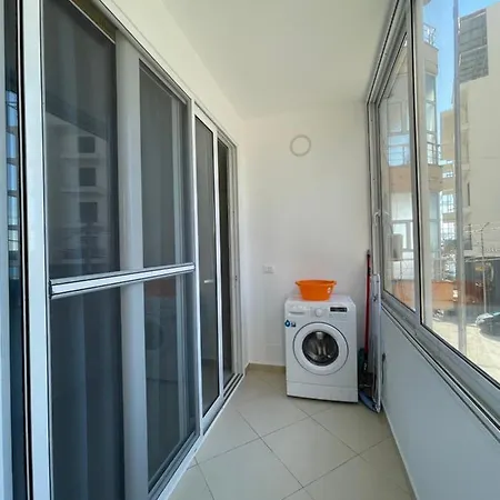 Modern Beachfront Sarandë