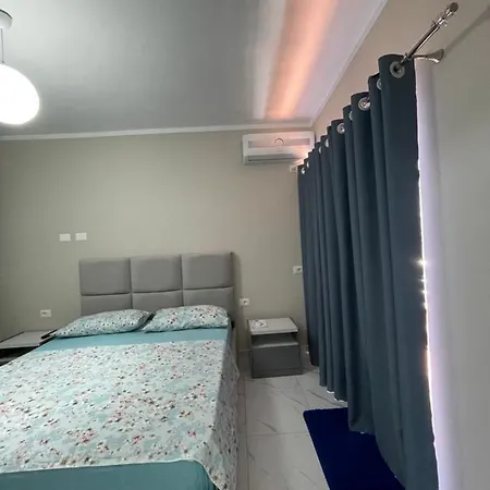 Modern Beachfront * Sarandë