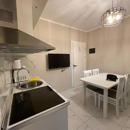 Modern Beachfront Апартаменты
