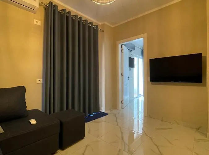 Modern Beachfront Appartamento Sarandë