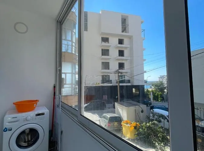 Modern Beachfront Appartamento *